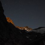 Mondlicht hinter der Hütte